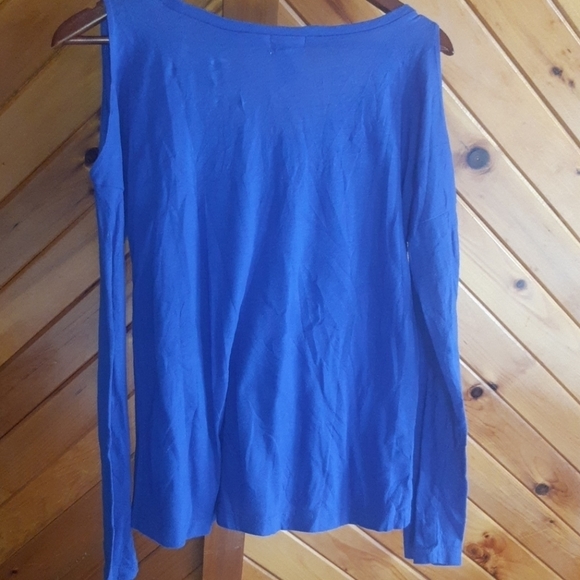 APPROPRIATE Behavior Cold Shoulder 196 - Picture 4 of 4